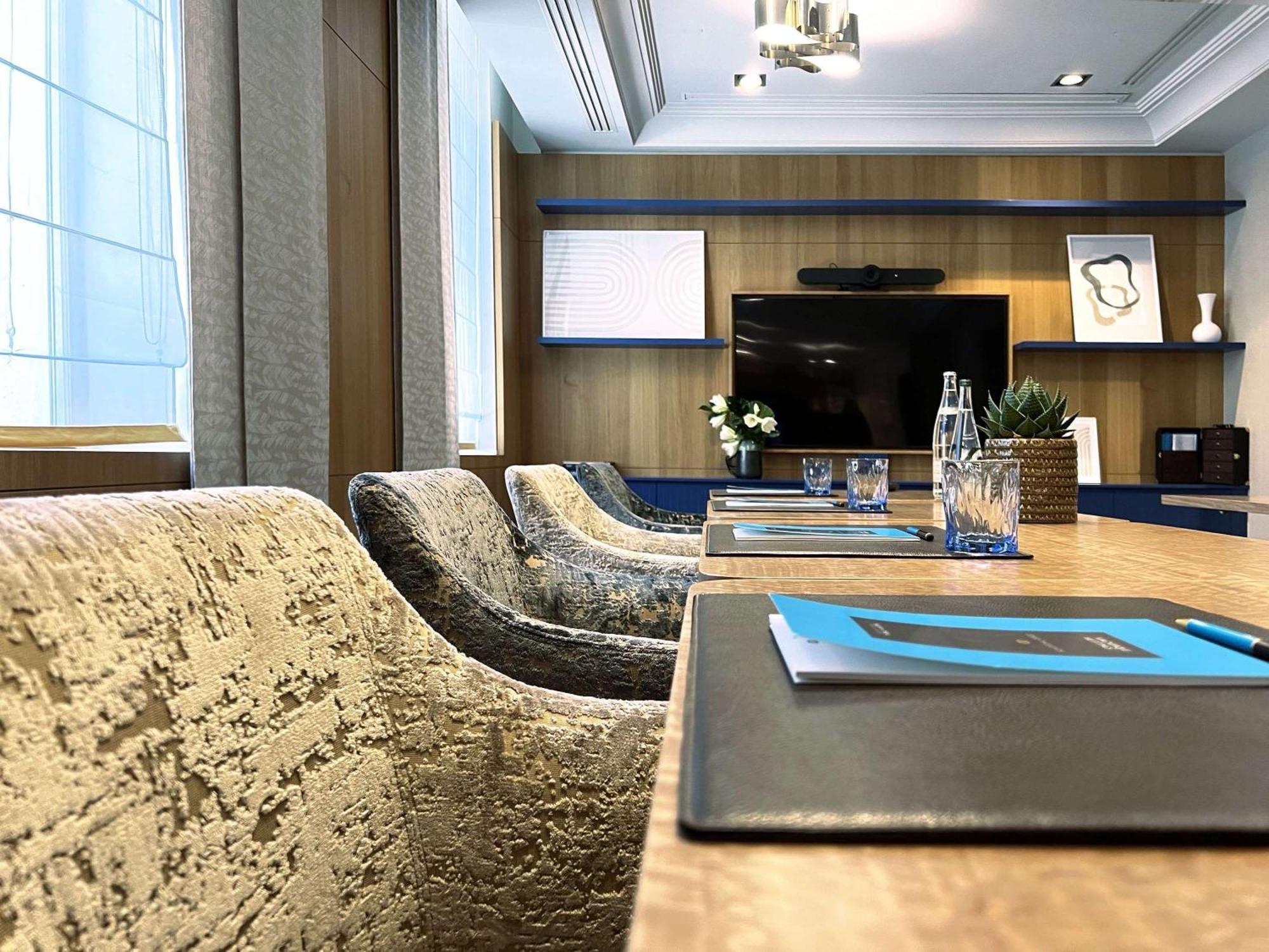 Отель Sofitel Paris Le Faubourg Экстерьер фото